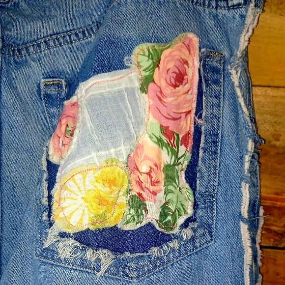 Upcycled Jeans: - Picture 3 of 11